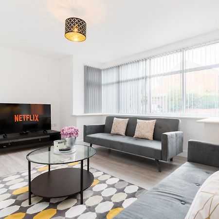 Birmingham Estate I By Prime Stays Extérieur photo